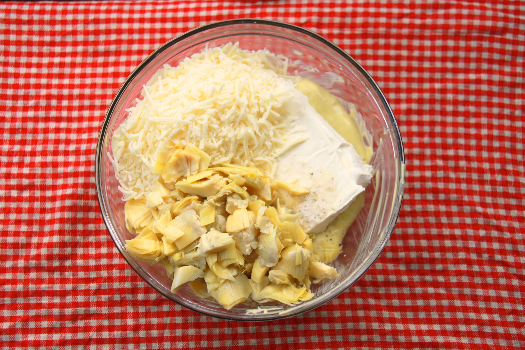 Ingredients for artichoke bruschetta